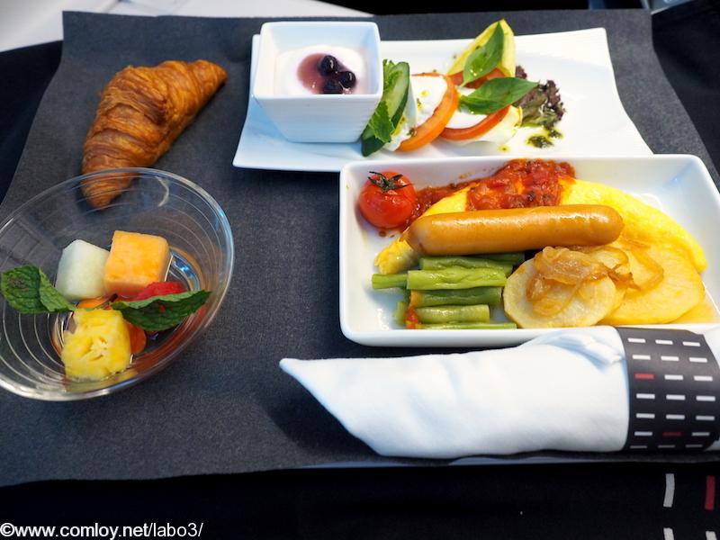 日本航空 JL34 バンコク – 羽田 ビジネスクラス機内食