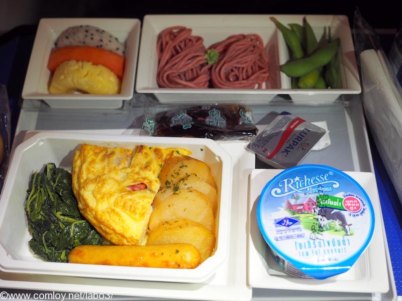 全日空 NH850 バンコク - 羽田 プレミアムエコノミークラス機内食
