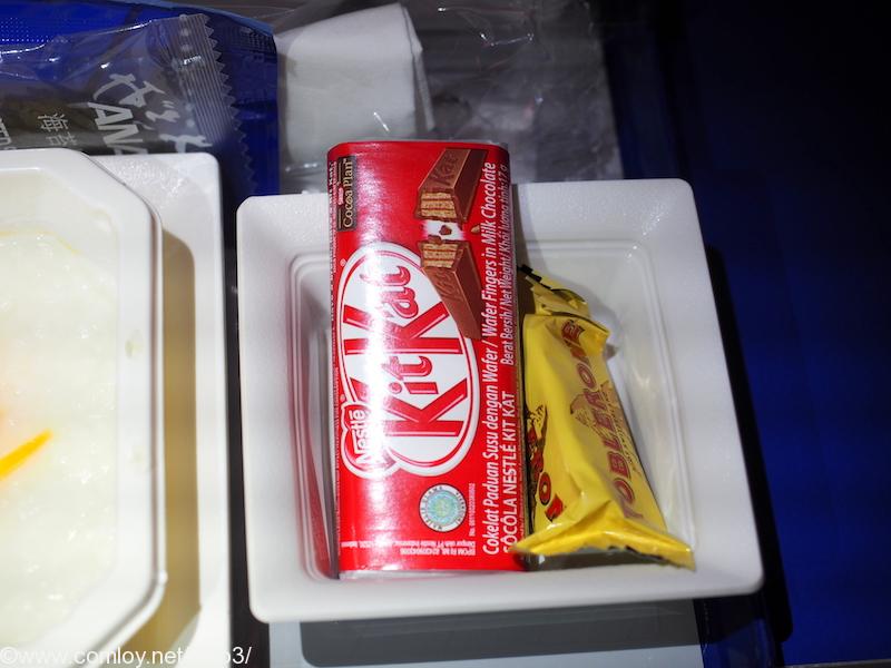 全日空 NH844 シンガポール – 羽田　プレミアムエコノミー 機内食 デザート