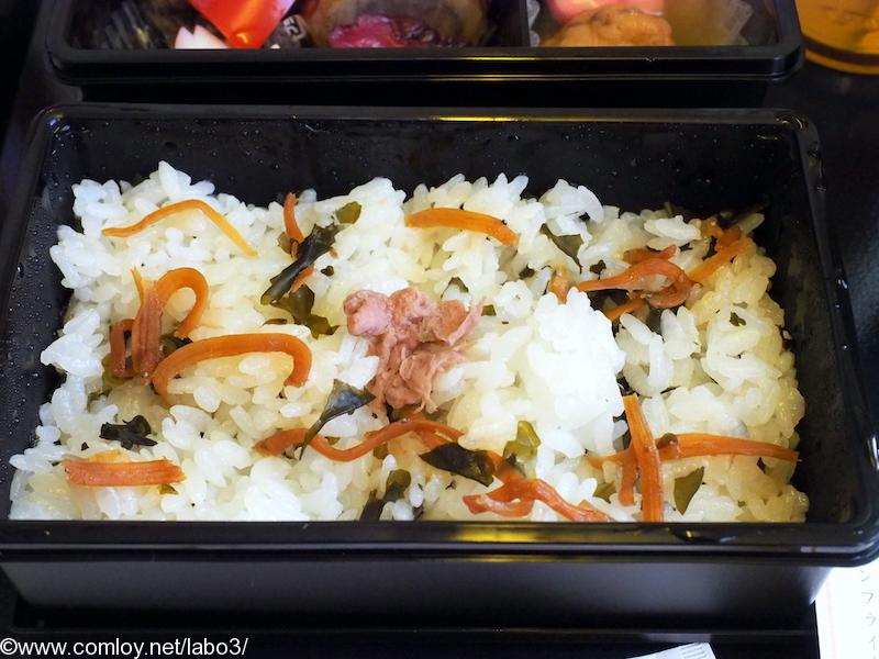 全日空 ANA464 沖縄 - 羽田 プレミアムクラス機内食 若布ご飯