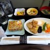 日本航空　JAL906 那覇 - 羽田　ファーストクラス　機内食　全景