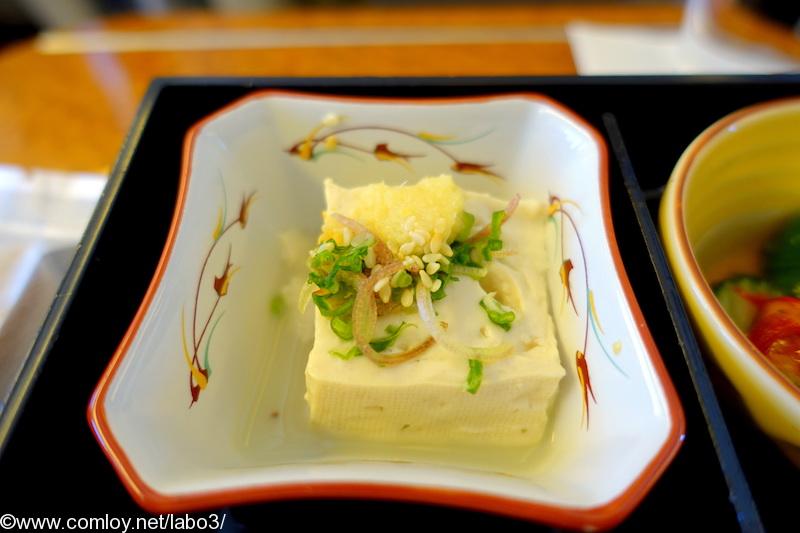 日本航空 JAL904 那覇 - 羽田 国内線ファーストクラス機内食 小鉢 　なごみ豆腐
