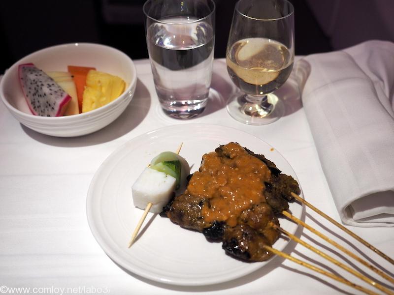 マレーシア航空 MH88 クアラルンプール - 成田 ビジネスクラス機内食 就寝前の軽食