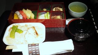 日本航空 JL34 バンコク - 羽田 ビジネスクラス機内食 和朝食