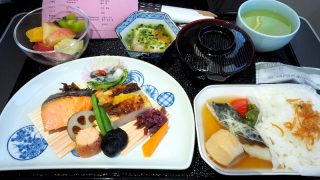 日本航空 JL91 羽田 - ソウル（金浦） ビジネスクラス機内食