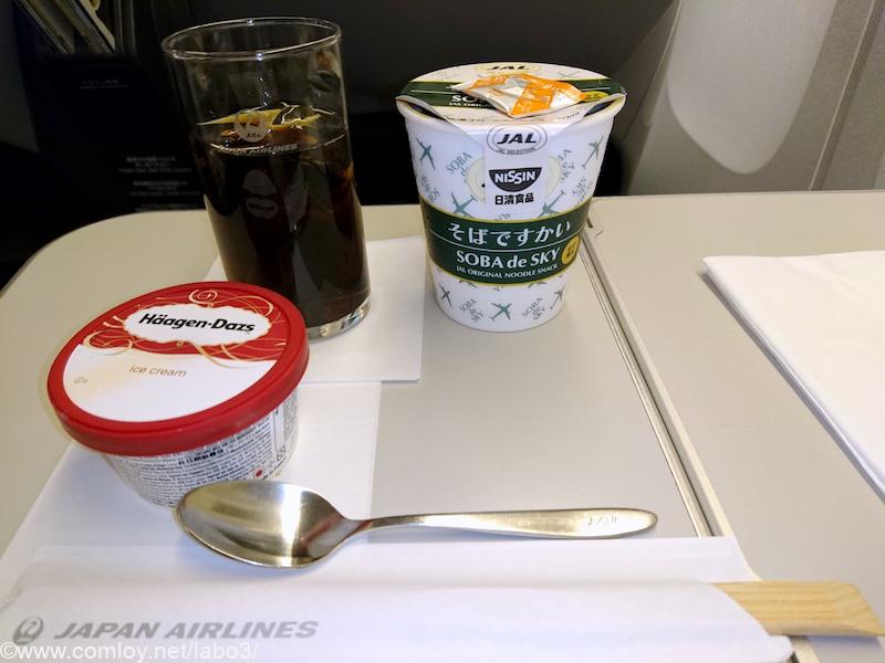日本航空 JL32 バンコク - 羽田 ビジネスクラス機内食 「そばですかい」