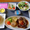 日本航空 JAL517 羽田 - 札幌 国内線ファーストクラス機内食 昼食