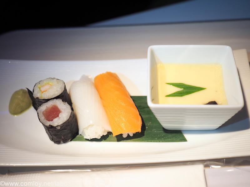 日本航空 JL34 羽田 - バンコク ビジネスクラス機内食 寿司盛り合わせ