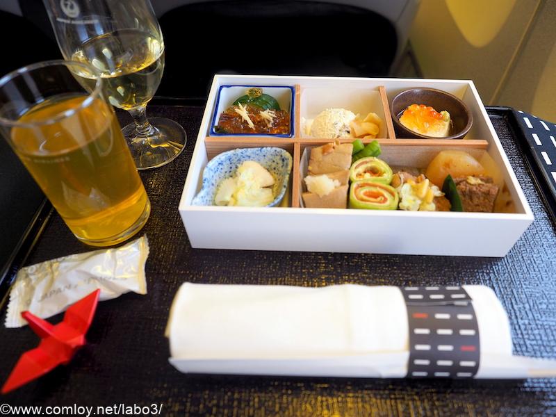 日本航空 JL32 バンコク - 羽田 ビジネスクラス機内食 昼食
