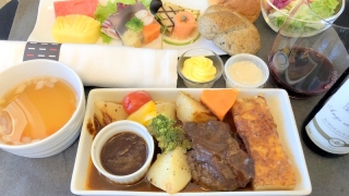 日本航空 JL814 台北（桃園） - 関西 ビジネスクラス機内食