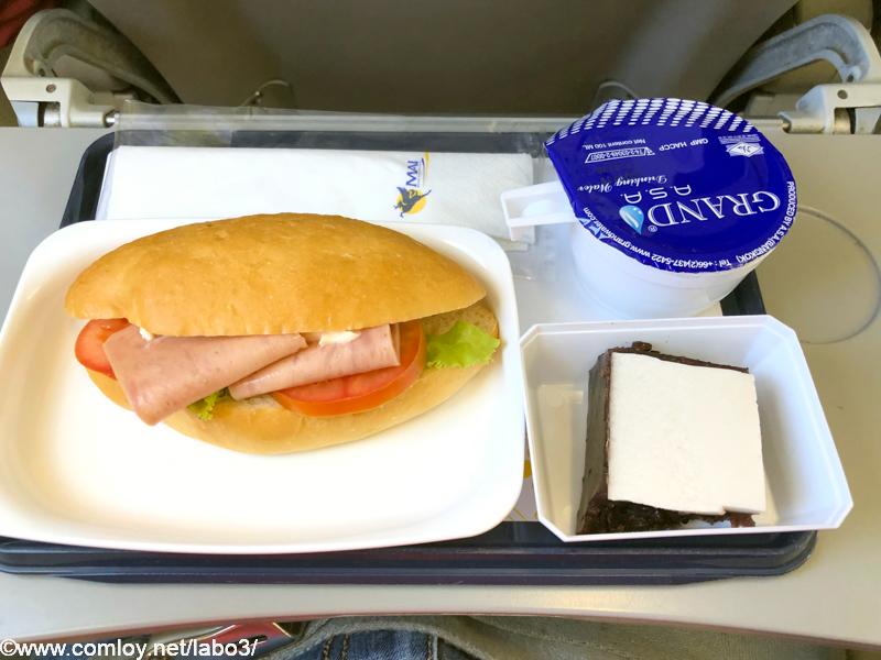 ミャンマー国際航空 8M336 バンコク - ヤンゴン エコノミークラス機内食