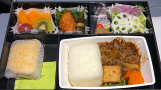 フィリピン航空 PR423 羽田 - マニラ エコノミークラス 機内食