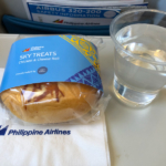 フィリピン航空 PR2041 マニラ - カティクラン（ボラカイ）エコノミークラス 機内食