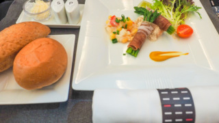 日本航空JL32 バンコク - 羽田ビジネスクラス 機内食