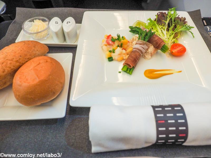 日本航空JL32 バンコク - 羽田ビジネスクラス 機内食