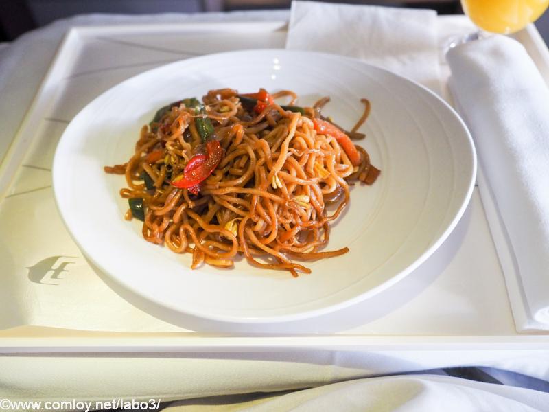 マレーシア航空 MH89 成田 - クアラルンプール ビジネスクラス　機内食 ミーゴレン