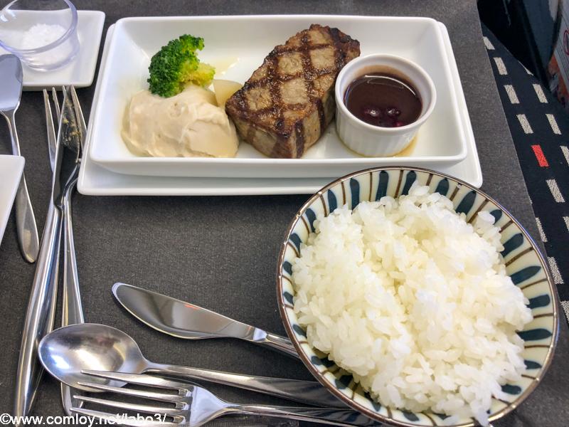 日本航空 JL31 羽田 - バンコク ビジネスクラス機内食