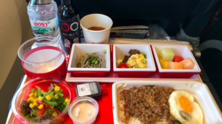 日本航空 JL32 バンコク - 羽田 エコノミークラス機内食