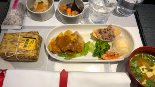 日本航空 JAL920 那覇 - 羽田 ファーストクラス機内食