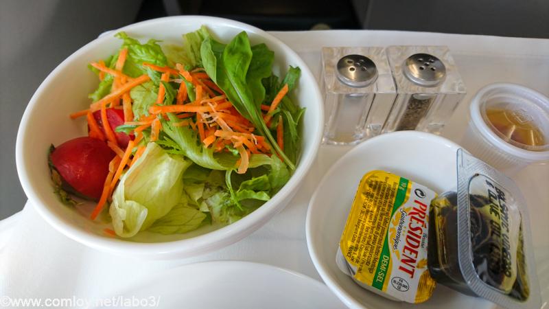 マレーシア航空 MH89 成田 - クアラルンプール ビジネスクラス機内食 Garden Salad Italian dressing