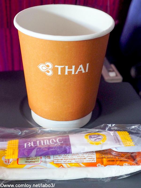 タイ国際航空 TG110 バンコク - チェンマイ 機内食