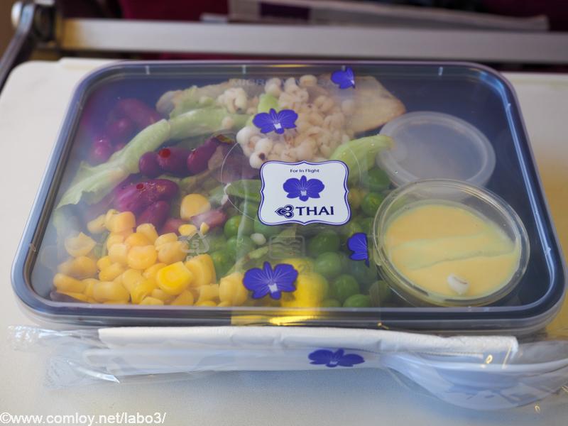 タイ国際航空 TG105 チェンマイ - バンコク 機内食