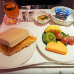 マレーシア航空 MH88 クアラルンプール - 成田 ビジネスクラス　機内食
