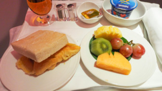 マレーシア航空 MH88 クアラルンプール - 成田 ビジネスクラス 機内食