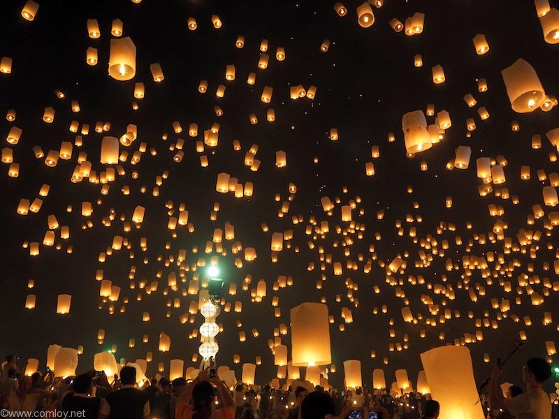 イーペン祭り16 ロイクラトン祭り を見物にチェンマイまで行ってきました 目次リンク Comloy Labo Walking Around The World イーペン祭り16 ロイクラトン祭り を見物にチェンマイまで行ってきました 目次リンク Comloy Labo Walking Around The World