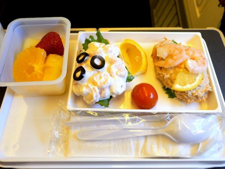 日本航空 JL785 ホノルルー成田 エコノミークラスシーフード機内食