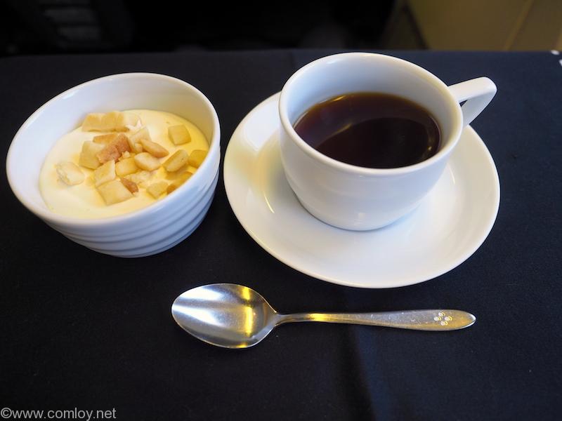 日本航空 JL34 バンコク-羽田 ビジネスクラス機内食