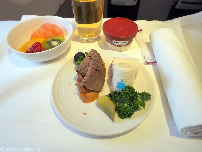 マレーシア航空 MH89 成田 -クアラルンプール ビジネスクラス機内食