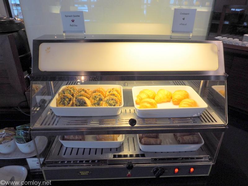 バンコクスワンナプーム空港 タイ航空 ロイヤルシルクラウンジ