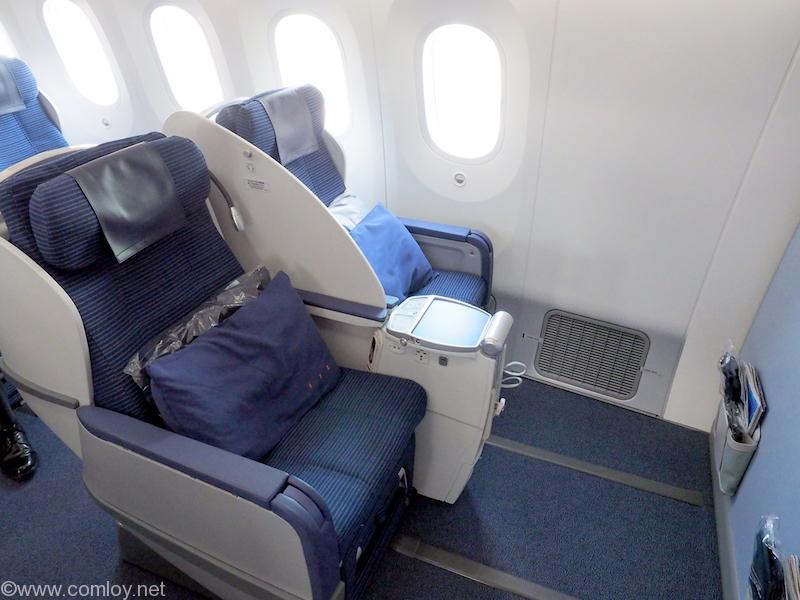 全日空 NH848 バンコクー羽田 ビジネスクラス シート