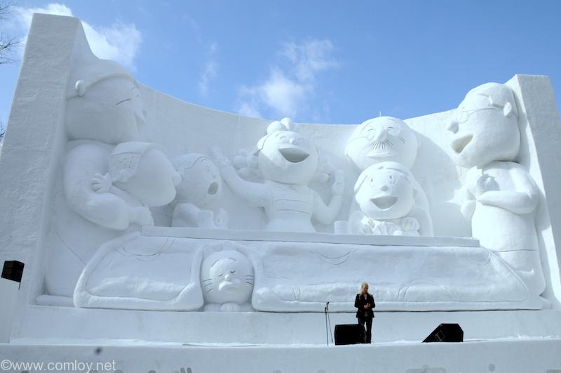 SAPPORO SNOW FESTIVAL 2015 さざえさん雪像