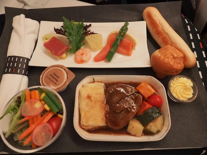 日本航空 JL26 香港 - 羽田 ビジネスクラス機内食