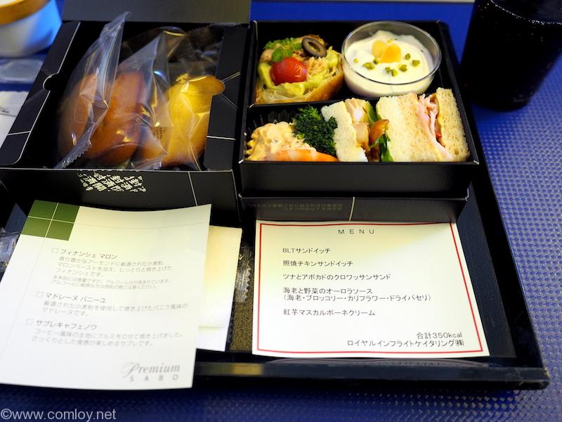 NH996 沖縄 - 羽田 プレミアムクラス機内食
