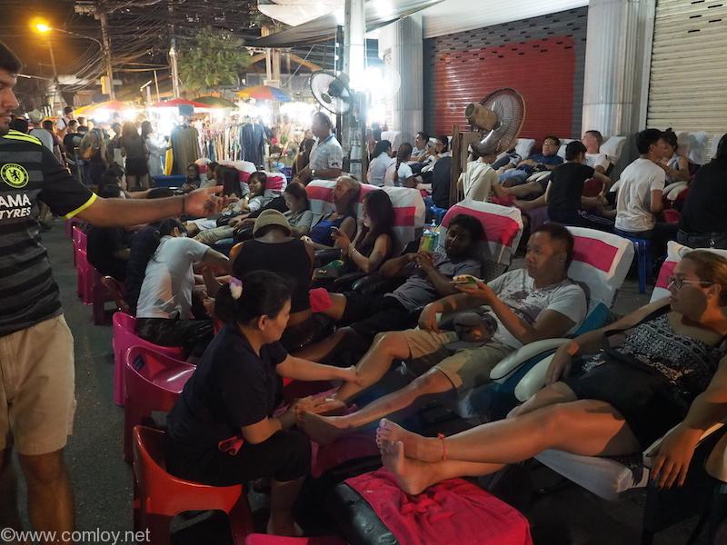 Sunday Night Market 足マッサージ