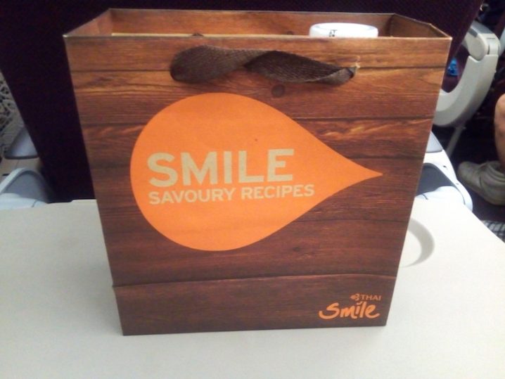 THAI Smile WE165 チェンマイ - バンコク エコノミークラス機内食