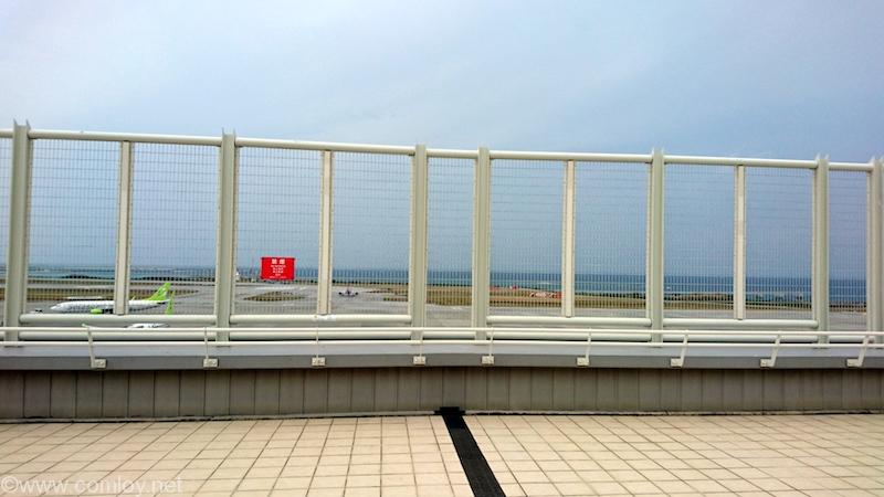国際線ターミナルビルの見学デッキ