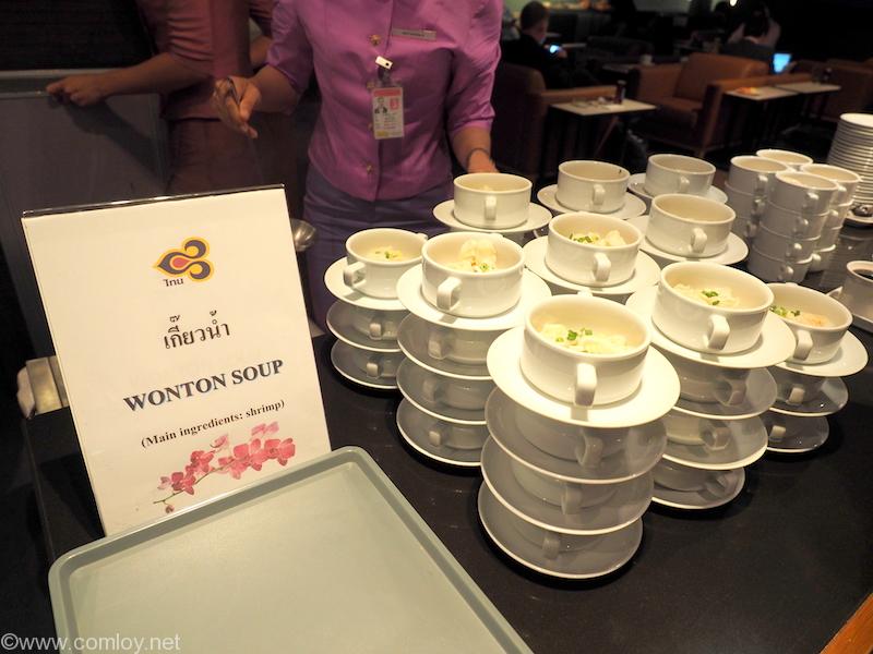 スワンナプーム空港 タイ航空ラウンジ
