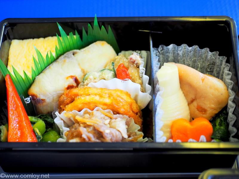 ANA464 羽田 - 沖縄 プレミアムクラス機内食 メニュー