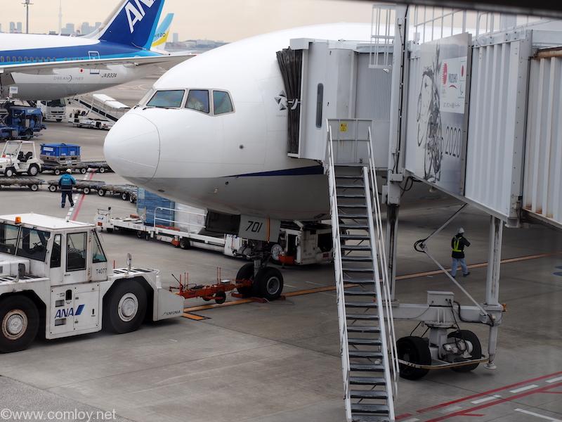 JA701A Boeing777-281 27938/77 1997/06