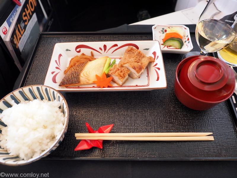日本航空 JL32 バンコク ー 羽田 ビジネスクラス機内食