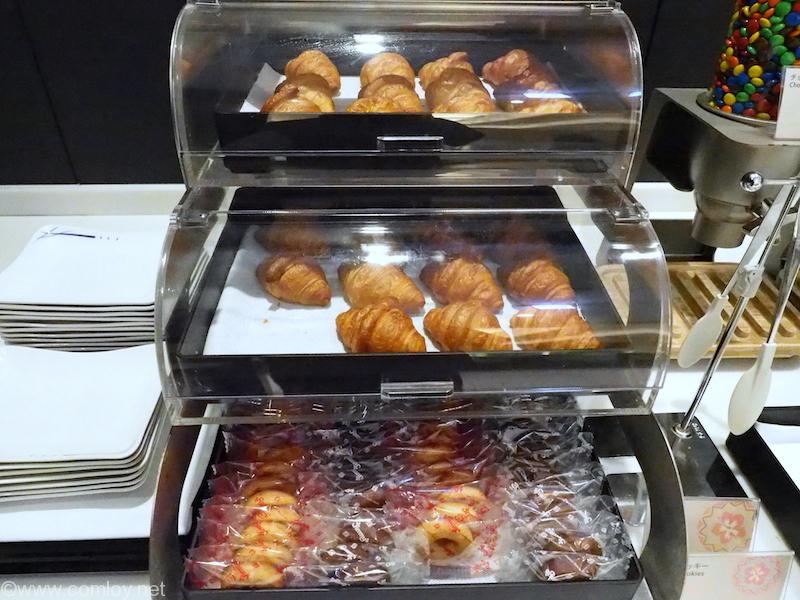 那覇空港 ANA SUITE LOUNGE