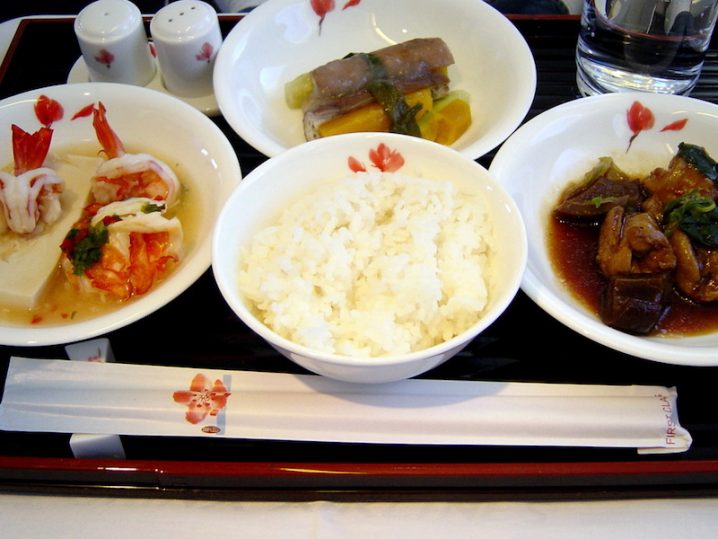 China Airline CI18 TAIPEI - NARITA First Class 機内食