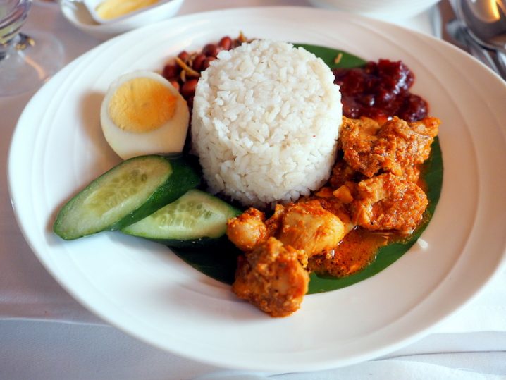 マレーシア航空 MH88 クアラルンプール - 成田 ビジネスクラス 機内食 Nashi Lemak