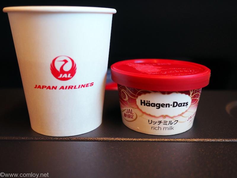 日本航空 JL29 羽田 - 香港 エコノミークラス機内食