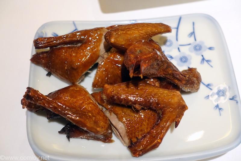 鳩の焼き物
