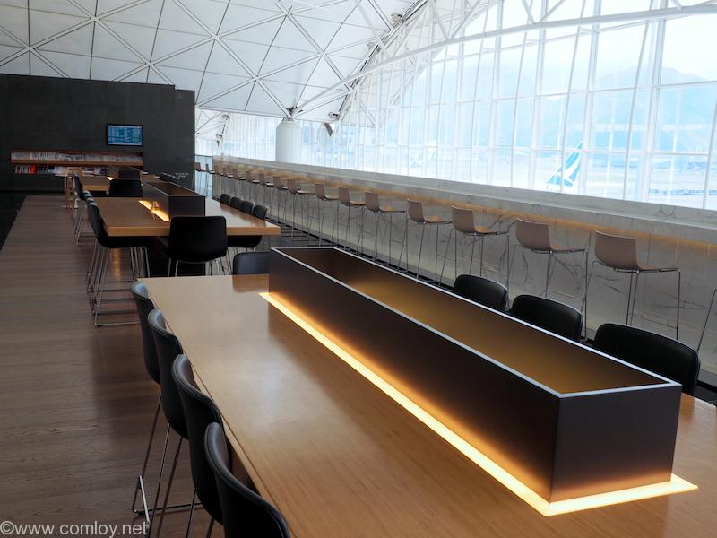キャセイパシフィック 航空 ファーストクラスラウンジ「THE WING」